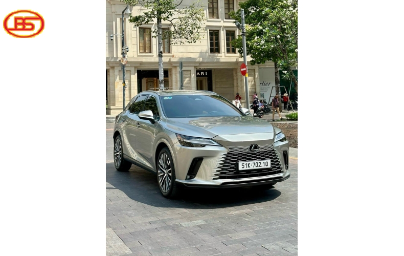 RX 350 Premium ( sản xuất 2023 ) siêu lướt 9 ngàn km, mới 99%