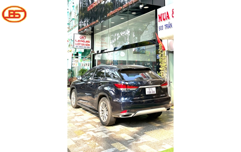 siêu phẩm RX350 xanh 2019 cập bến Lexus Lướt