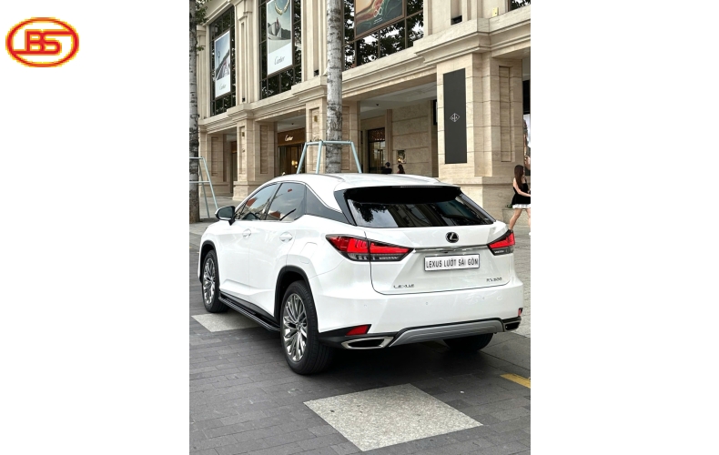 Lexus RX300 2020 odo 64.000km Trắng nội thất nâu