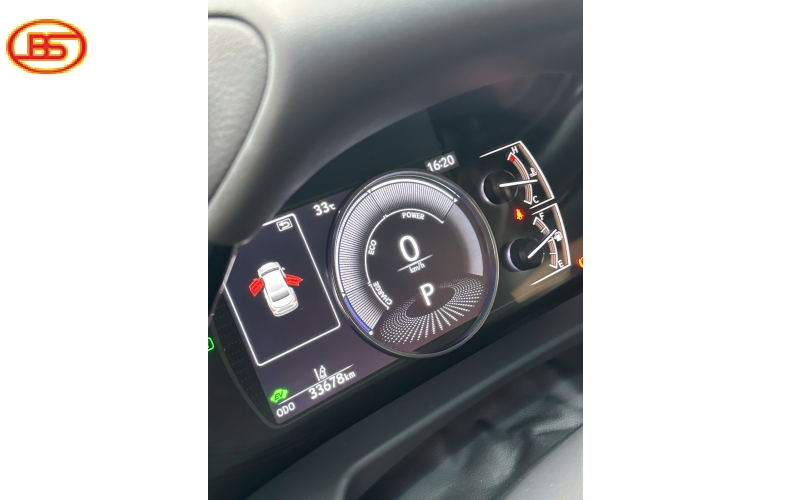 Siêu phẩm ES300H cập bến nhà Lexus Lướt