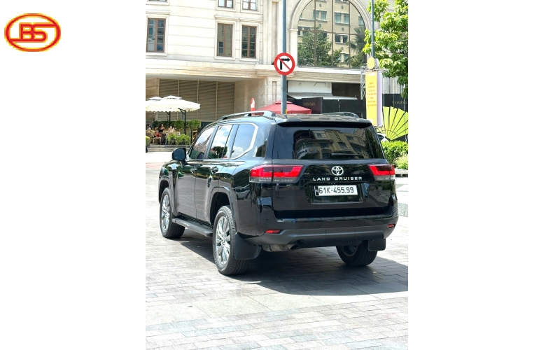 Siêu phẩm cập bến LC300 2024