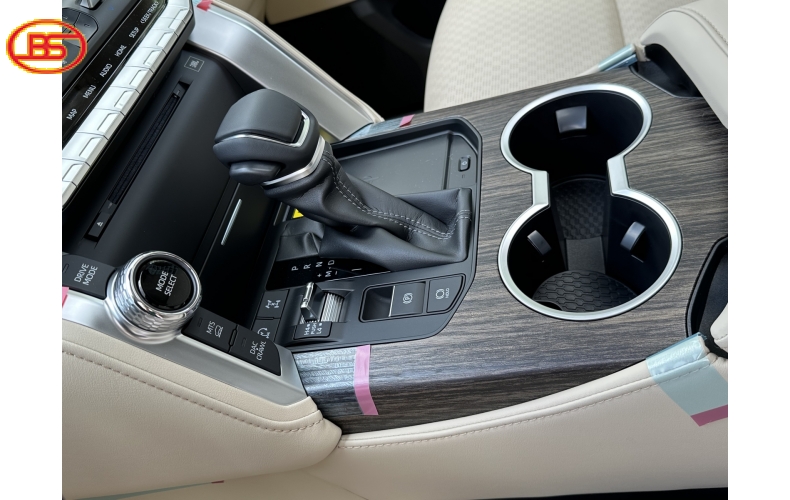 LANDCRUISER (LC 300) Xe đập thùng siêu chất