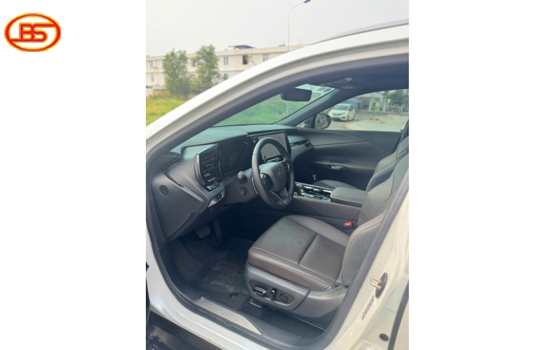 Siêu phẩm cập bến  RX350 premium 13.000km  xe đẹp như mới