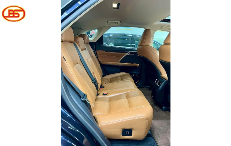 siêu phẩm RX350 xanh 2019 cập bến Lexus Lướt