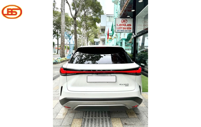 Lexus RX350 premium 2023 odo 44.000km