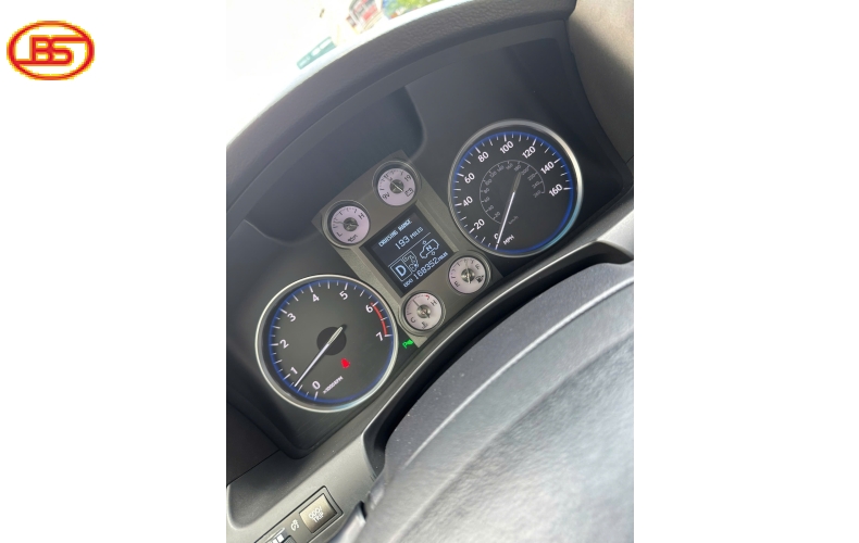 Lexus LX570 2010 odo 168.000miles nhập Mỹ