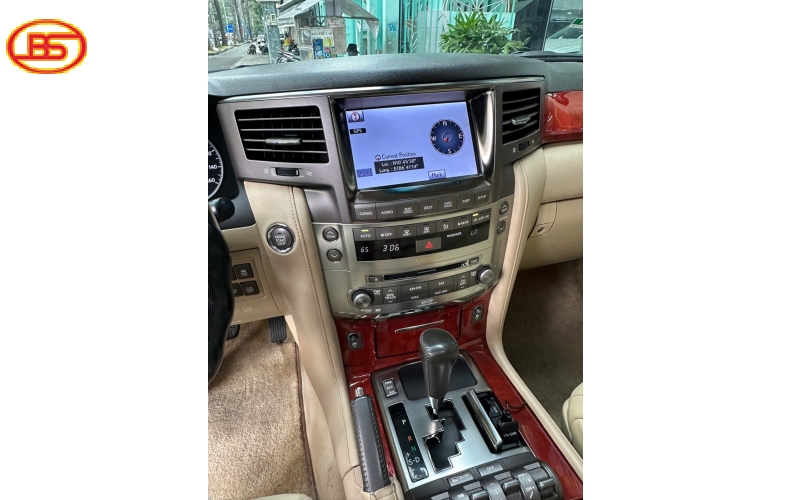 Lexus LX570 2010 odo 8 vạn miles nhập Mỹ