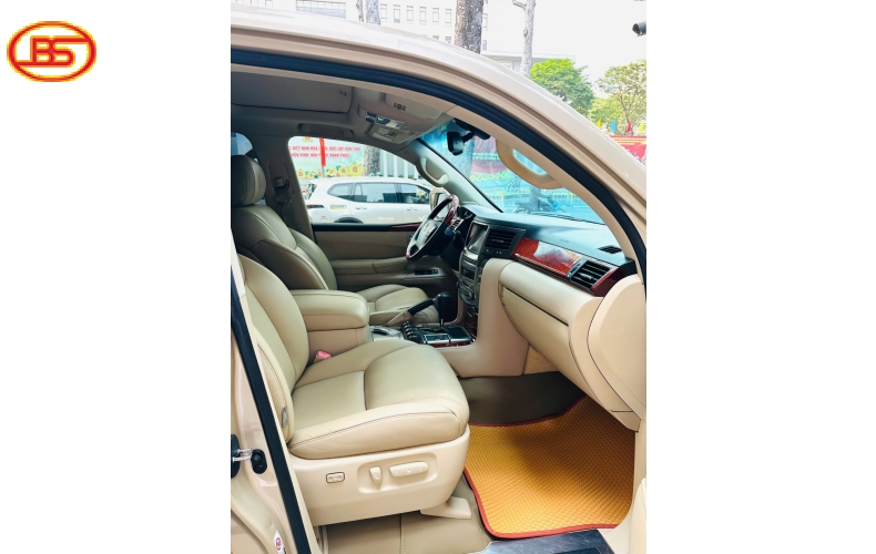 Lexus LX570 2008 lên from 2014 70.000km