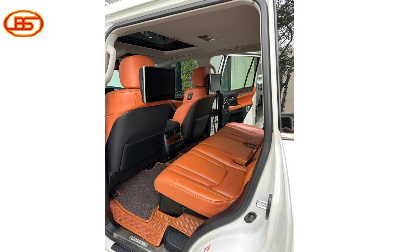 Siêu phẩm LX570 2016 ĐKLĐ 2018 bản Trung Đông