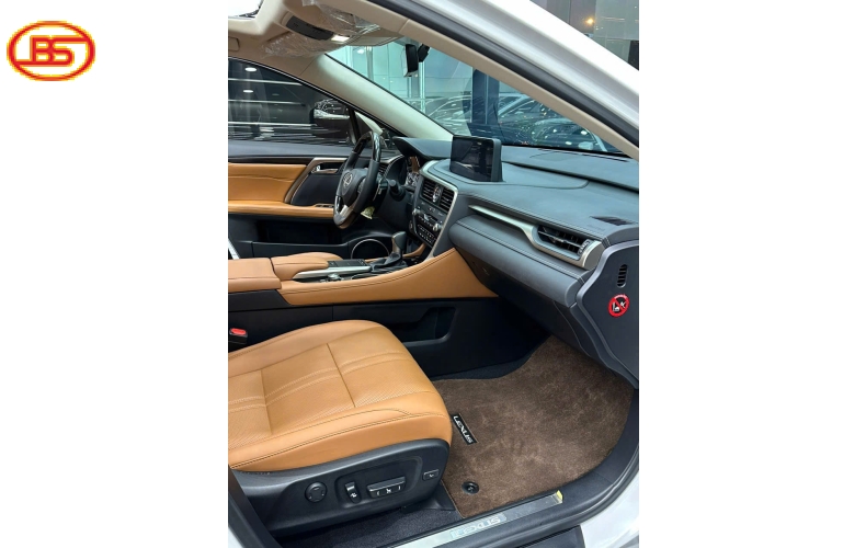 Lexus RX300 2020 odo 64.000km Trắng nội thất nâu