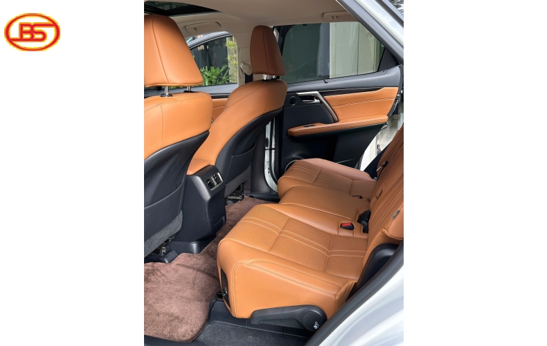 Siêu phẩm siêu lướt RX350L 10.000km 