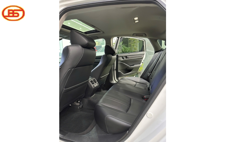 Honda accord 2022 vừa cập bến