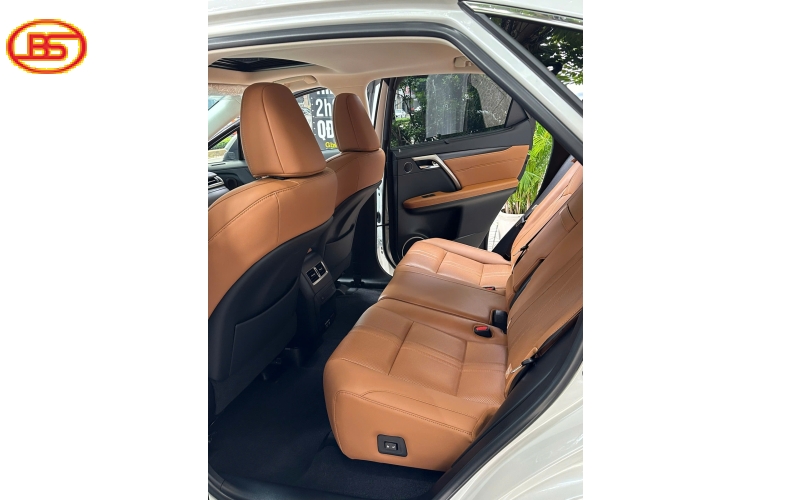 Lại là siêu phẩm RX350 model 2022 odo 12.000km