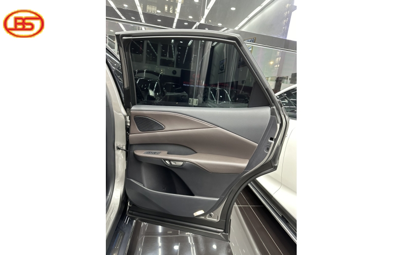 RX 350 Premium odo 23 ngàn km