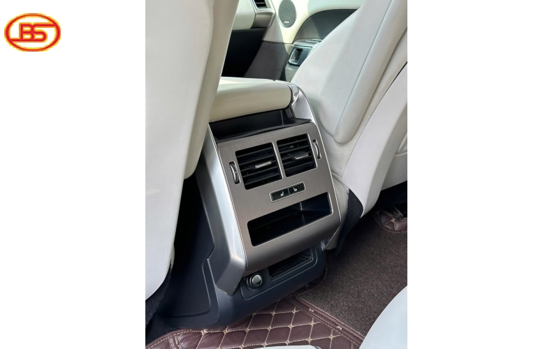 RANGE ROVER SPORT HSE 3.0 cập bến nhà Leuxs Lướt Sài Gòn