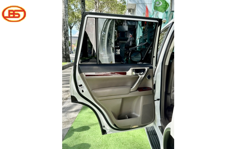 LEXUS GX 460 SẢN XUẤT 2010