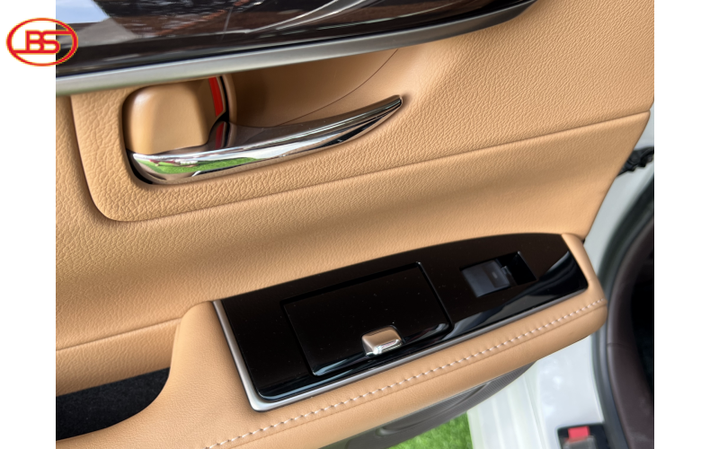 Lexus ES250 (sản xuất 2016) 16 ngàn KM