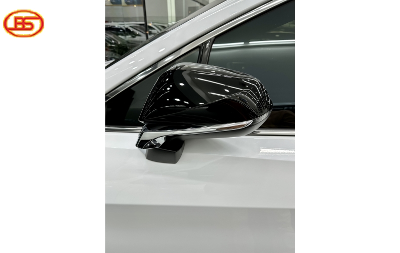 RX300 FSPORT ( Sản xuất 2022) mới nhất chỉ hơn 10 ngàn Km