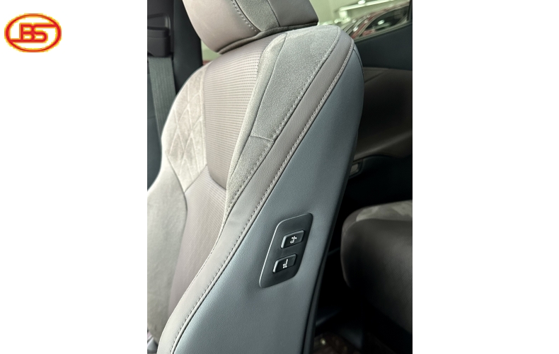 RX350(sản xuất 2023) bản Luxury siêu lướt 2700KM.