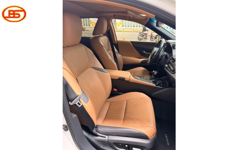 Lexus ES300H 2022 odo 61.000km trắng siêu tiết kiệm xăng