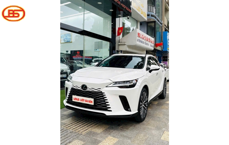 Lexus RX350H 2025 6.800km siêu lướt với màu trắng
