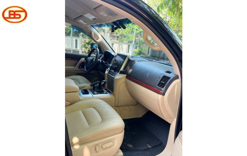 Toyota Landcruiser LC200 2016 siêu hot