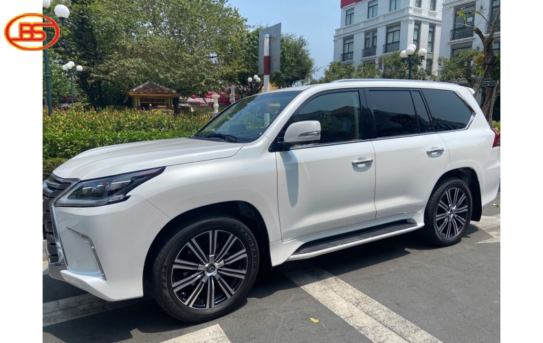 Lexus LX570 2017 1 chủ từ đầu lướt 109.000km