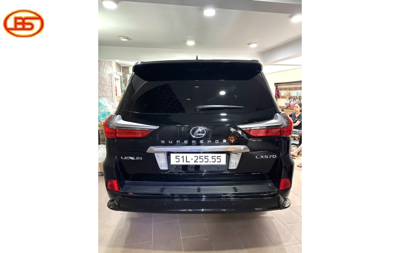 Siêu phẩm LX570 đen nhập mỹ 100.000miles