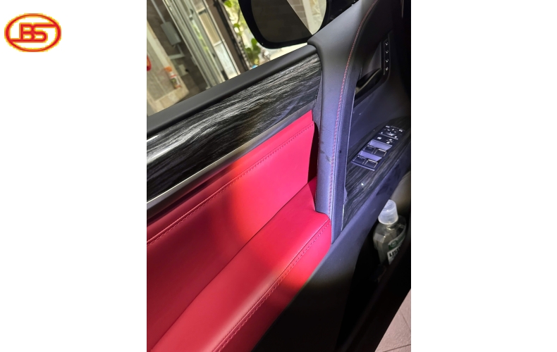 Siêu phẩm LX570 đen nhập mỹ 100.000miles