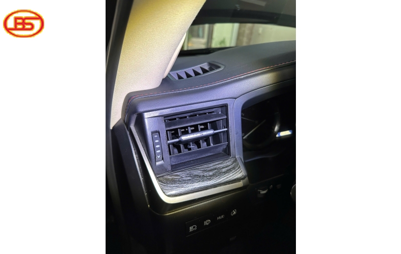 Siêu phẩm LX570 đen nhập mỹ 100.000miles