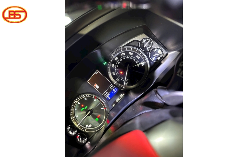 Siêu phẩm LX570 đen nhập mỹ 100.000miles