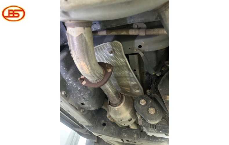 Siêu phẩm Toyota LandCruiser LC200 2014 với odo 180.000km