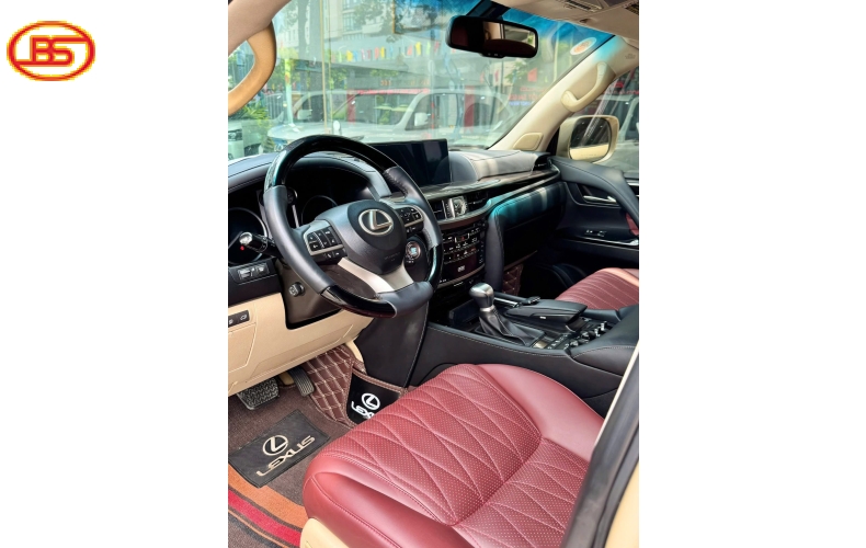 Lexus LX570 2009 vàng cát với odo 164.000 miles