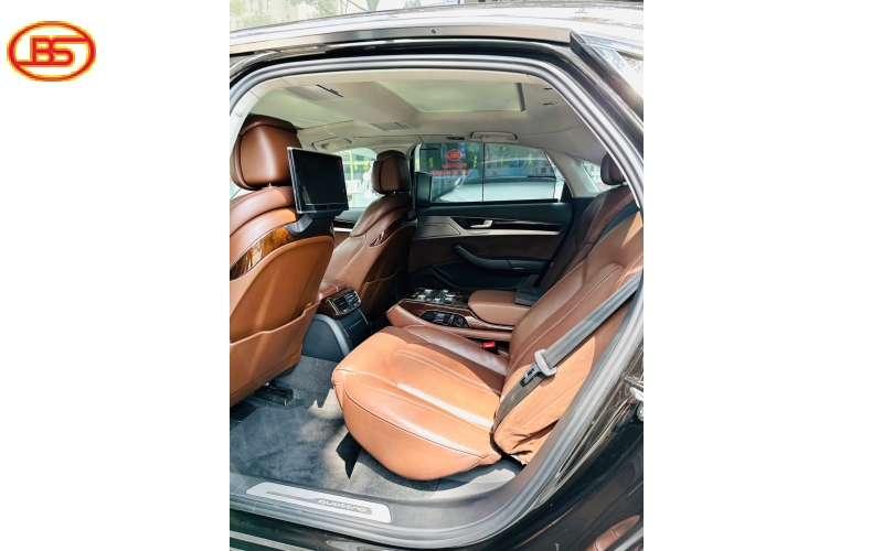 Siêu phẩm Audi A8 V6 2016 với odo 89.000km