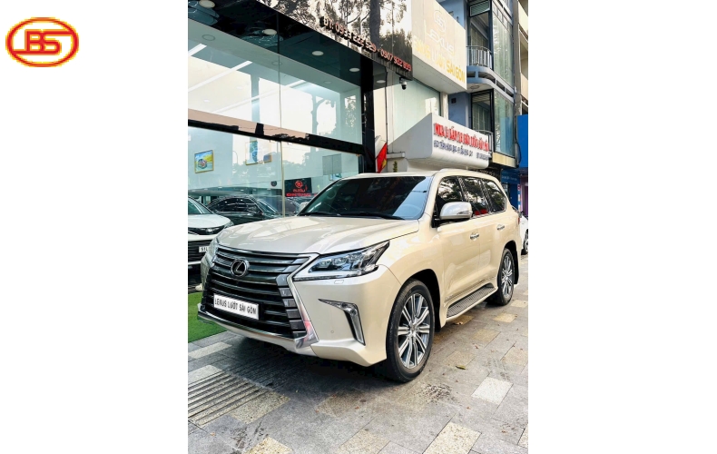 Siêu phẩm LX570 Vàng cát nhập hãng với odo 34.000km quá đẹp