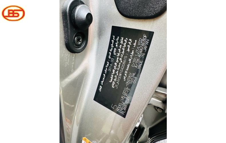 Siêu phẩm LX570 2016 màu Ghi Xám với odo 140.000km 