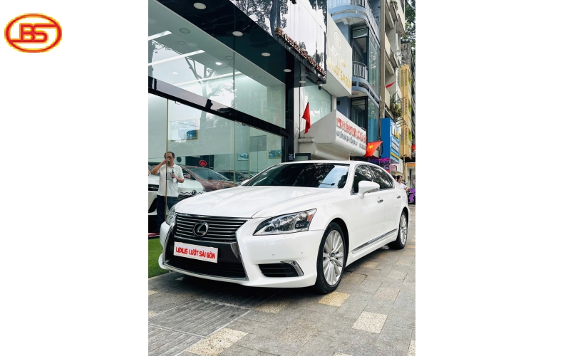Siêu phẩm sưu tầm nhập mỹ LS460L 2013 34.000miles