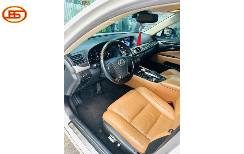 Siêu phẩm sưu tầm nhập mỹ LS460L 2013 34.000miles
