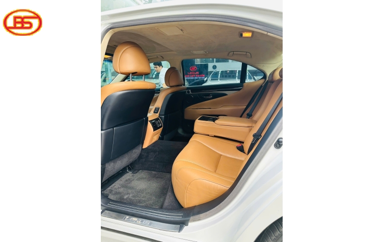 Siêu phẩm sưu tầm nhập mỹ LS460L 2013 34.000miles