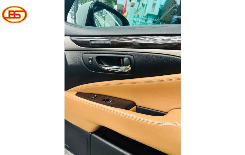 Siêu phẩm sưu tầm nhập mỹ LS460L 2013 34.000miles