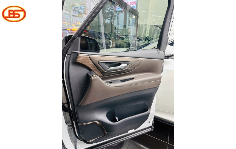TOYOTA ALPHARD HEV 2026 SIÊU LƯỚT 2.000KM NHƯ MỚI