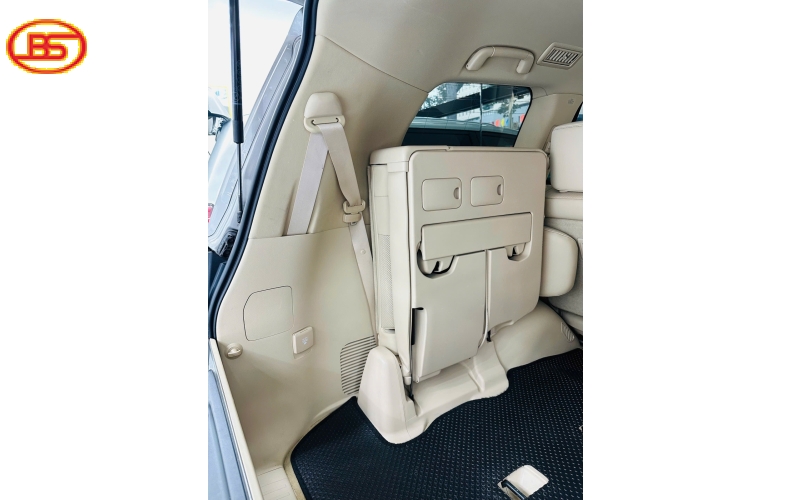 Siêu phẩm LX570 2016 màu Ghi Xám với odo 140.000km 