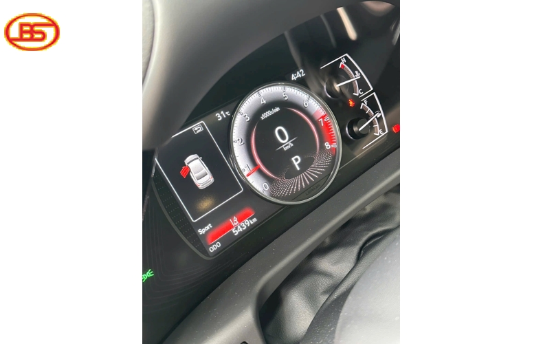 Siêu lướt với ES250 2025 5000km vàng be sang trọng