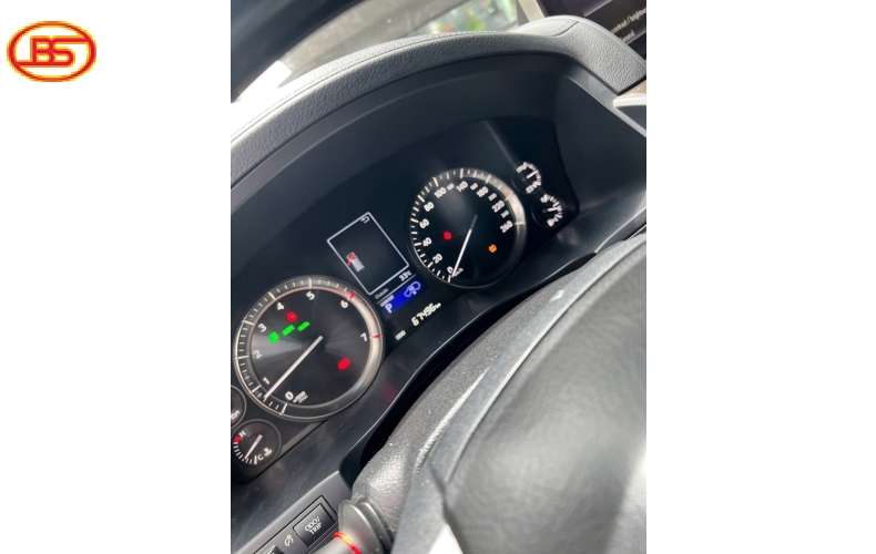 Siêu phẩm LX570 đen 2015 67.000km