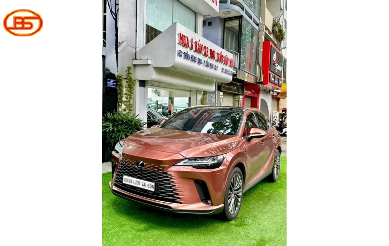 Siêu phẩm RX350 2023 luxury với odo 36.000km 