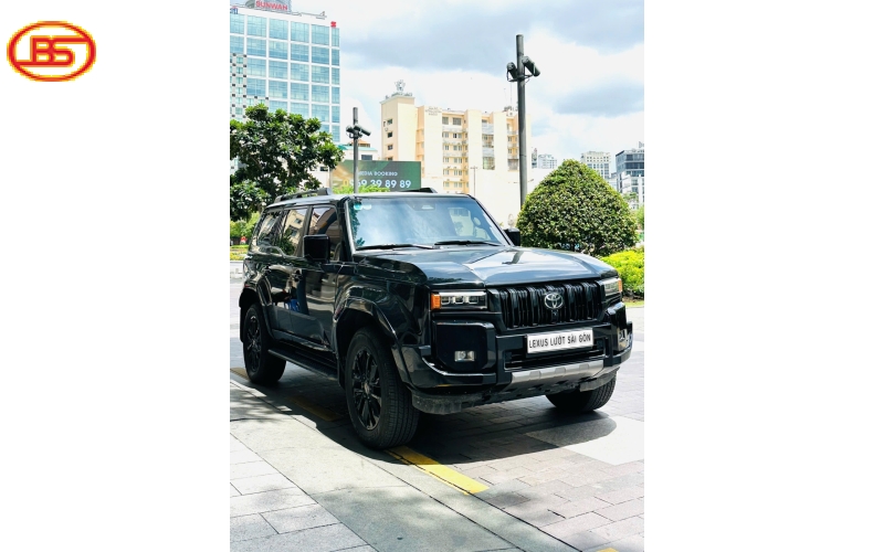 Toyota Land cruiser lc250 Đen với odo 17.000km