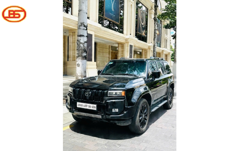 Toyota Land cruiser lc250 Đen với odo 17.000km