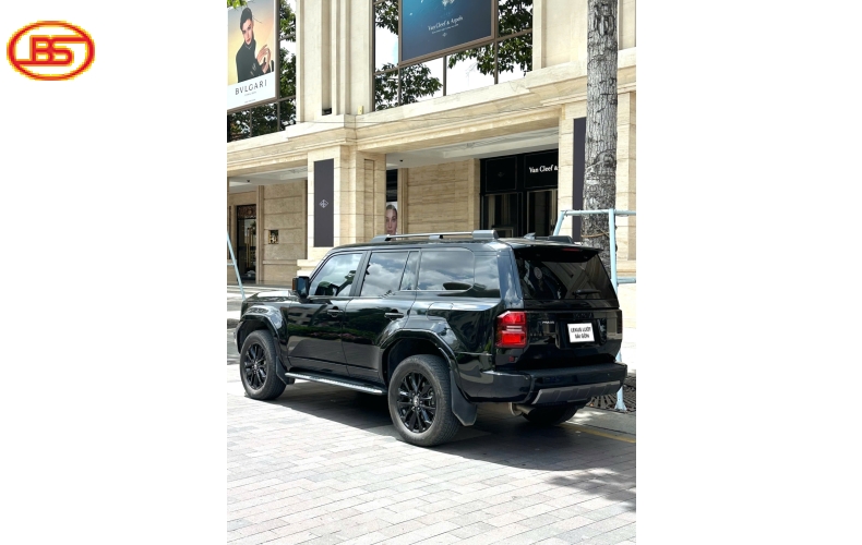 Toyota Land cruiser lc250 Đen với odo 17.000km