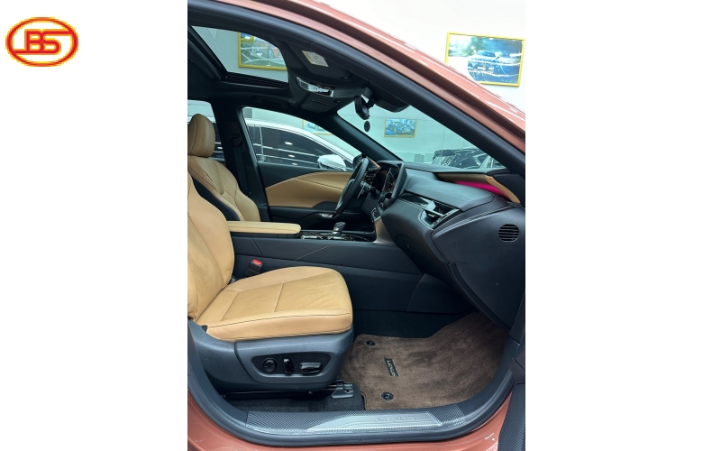 Siêu phẩm Lexus RX350 2023 primium odo 18 ngàn km