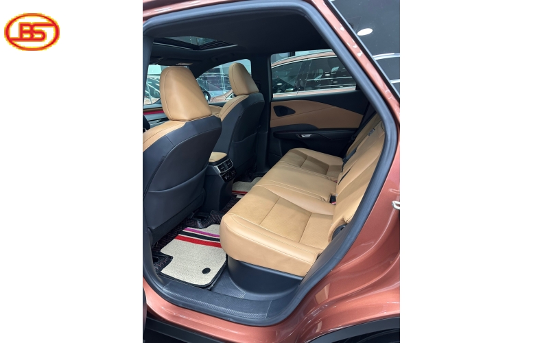 Siêu phẩm Lexus RX350 2023 primium odo 18 ngàn km